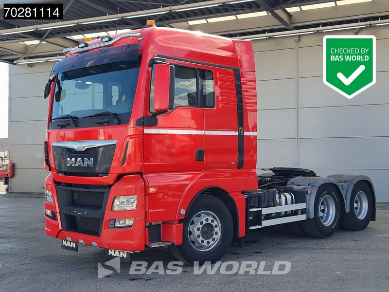 MAN TGX 33.560 6X4 XLX Retarder Hydrauliek Xenon Navi Euro 6 - Cabeza tractora: foto 1 MAN TGX 33.560 6X4 XLX Retarder Hydrauliek Xenon Navi Euro 6 - Cabeza tractora: foto 1