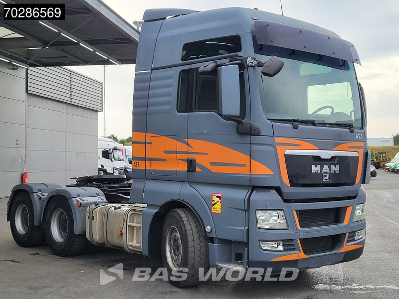 MAN TGX 33.680 TGX 6X4 XXL Retarder Big-Axle Euro 5 - Cabeza tractora: foto 3 MAN TGX 33.680 TGX 6X4 XXL Retarder Big-Axle Euro 5 - Cabeza tractora: foto 3