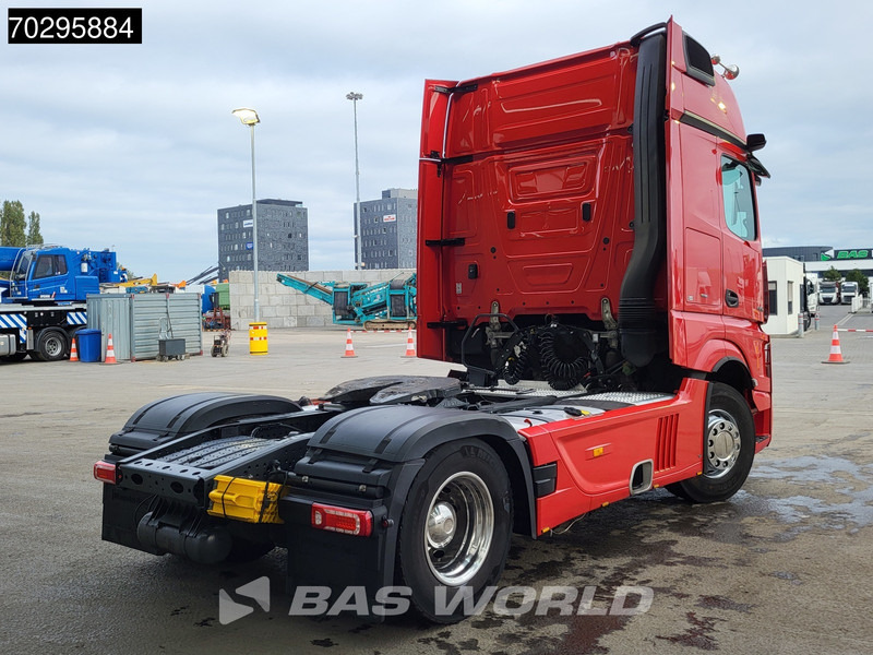 Mercedes-Benz Actros 1858 4X2 GigaSpace Retarder 2xTanks Leather Standairco PPC Navi ACC Euro 6 - Cabeza tractora: foto 5 Mercedes-Benz Actros 1858 4X2 GigaSpace Retarder 2xTanks Leather Standairco PPC Navi ACC Euro 6 - Cabeza tractora: foto 5