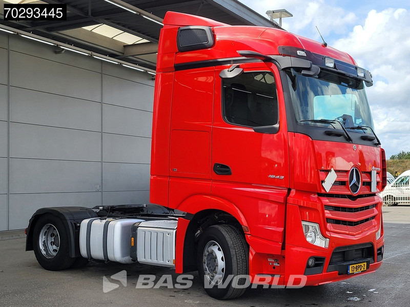 Mercedes-Benz Actros 1942 4X2 NL-Truck StreamSpace MP5 2x Tanks PPC Euro 6 - Cabeza tractora: foto 3 Mercedes-Benz Actros 1942 4X2 NL-Truck StreamSpace MP5 2x Tanks PPC Euro 6 - Cabeza tractora: foto 3