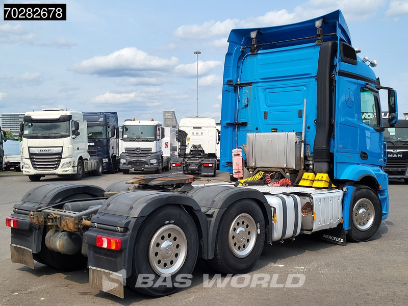 Mercedes-Benz Actros 2651 6X4 StreamSpace Retarder 2x Tanks Big-Axle ADR Xenon Hydraulik - Cabeza tractora: foto 5 Mercedes-Benz Actros 2651 6X4 StreamSpace Retarder 2x Tanks Big-Axle ADR Xenon Hydraulik - Cabeza tractora: foto 5