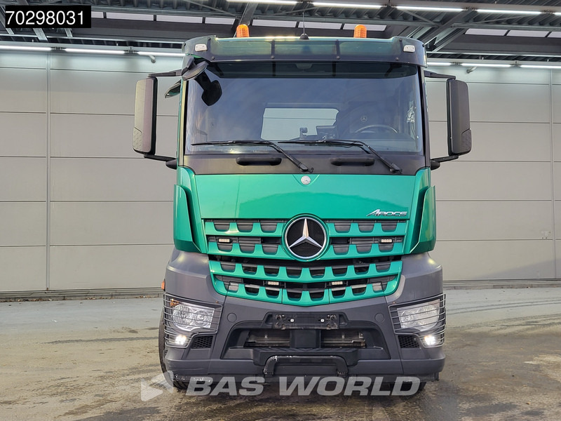 Leasing de Mercedes-Benz Arocs 2843 Arocs 6X4 ClassicSpace Big-Axle Navi Euro 6 Mercedes-Benz Arocs 2843 Arocs 6X4 ClassicSpace Big-Axle Navi Euro 6: foto 6