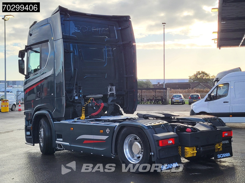 Scania S580 S 4X2 Full-Air Retarder Standairco 2xTanks Leder Navi ACC LED Euro 6 - Cabeza tractora: foto 2 Scania S580 S 4X2 Full-Air Retarder Standairco 2xTanks Leder Navi ACC LED Euro 6 - Cabeza tractora: foto 2