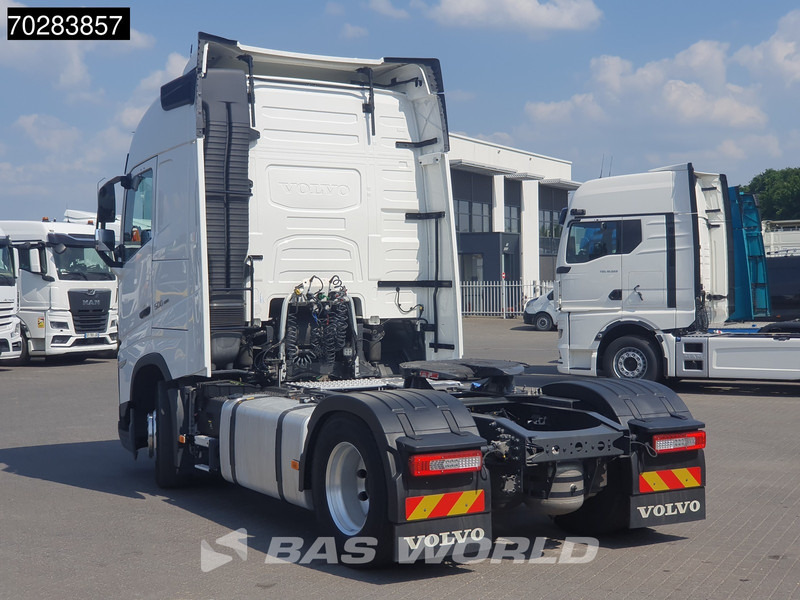 Volvo FH 500 4X2 2xTanks ACC I-Park Cool Navi Euro 6 - Cabeza tractora: foto 2 Volvo FH 500 4X2 2xTanks ACC I-Park Cool Navi Euro 6 - Cabeza tractora: foto 2