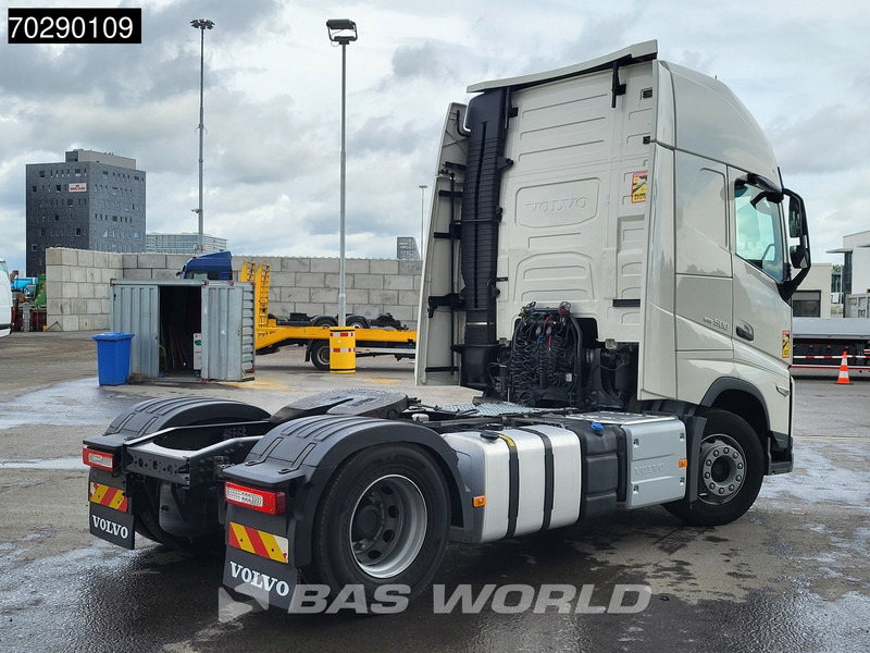 Volvo FH 500 4X2 XL VEB+ 2xTanks Navi LED ACC Euro 6 - Cabeza tractora: foto 5 Volvo FH 500 4X2 XL VEB+ 2xTanks Navi LED ACC Euro 6 - Cabeza tractora: foto 5