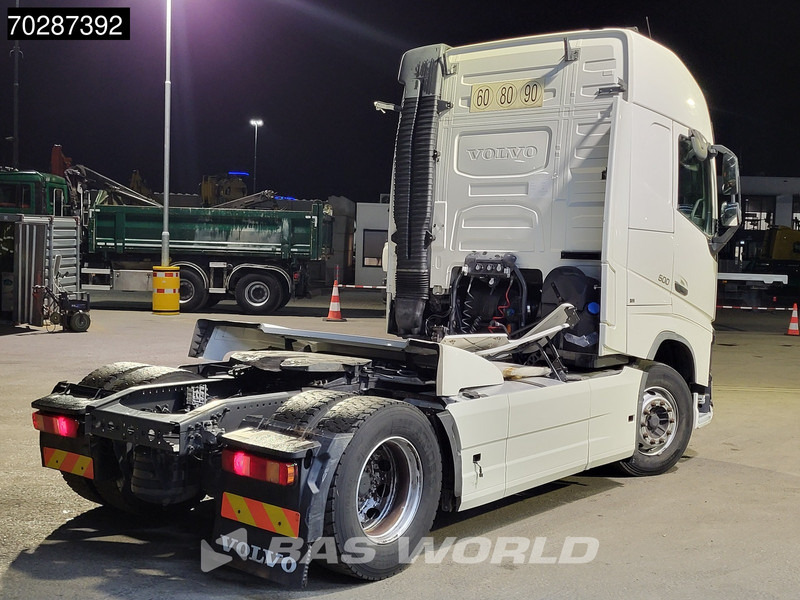 Volvo FH 500 FH 4X2 2xTanks I-ParkCool Euro 6 - Cabeza tractora: foto 5 Volvo FH 500 FH 4X2 2xTanks I-ParkCool Euro 6 - Cabeza tractora: foto 5