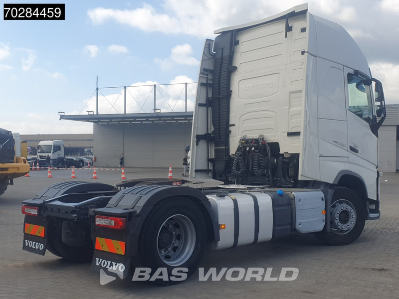 Volvo FH 500 FH 4X2 XL 2xTanks VEB+ Xenon Euro 6 - Cabeza tractora: foto 5 Volvo FH 500 FH 4X2 XL 2xTanks VEB+ Xenon Euro 6 - Cabeza tractora: foto 5