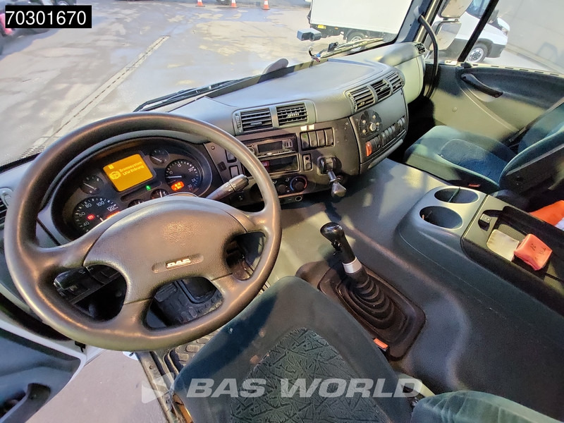 Camión cisterna para transporte de combustible DAF CF75.310 4X2 13500 Lohr tanker 2 compartments ADR Manual Euro 3: foto 20 Camión cisterna para transporte de combustible DAF CF75.310 4X2 13500 Lohr tanker 2 compartments ADR Manual Euro 3: foto 20