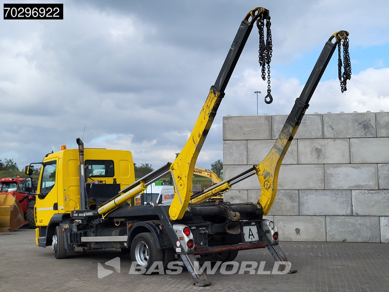 DAF LF 250 4X2 8Tons Gergen Skiploader Manual Euro 6 - Camión portacontenedor de cadenas: foto 2 DAF LF 250 4X2 8Tons Gergen Skiploader Manual Euro 6 - Camión portacontenedor de cadenas: foto 2
