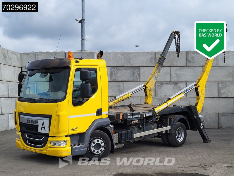 DAF LF 250 4X2 8Tons Gergen Skiploader Manual Euro 6 - Camión portacontenedor de cadenas: foto 1 DAF LF 250 4X2 8Tons Gergen Skiploader Manual Euro 6 - Camión portacontenedor de cadenas: foto 1