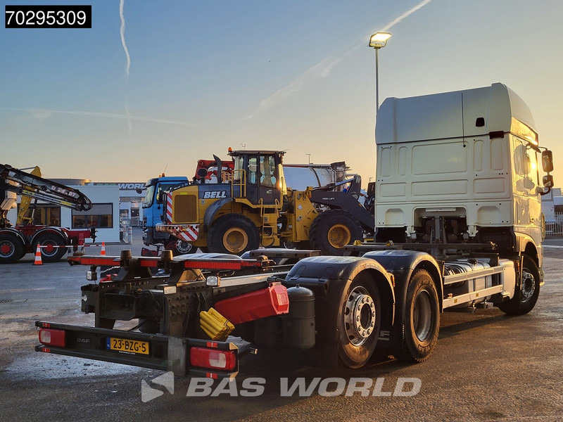 DAF XF 450 XF 6X2 NL-Truck Retarder 2xTanks Lift-axle Standairco ACC Euro 6 - Camión portacontenedore/ Intercambiable: foto 5 DAF XF 450 XF 6X2 NL-Truck Retarder 2xTanks Lift-axle Standairco ACC Euro 6 - Camión portacontenedore/ Intercambiable: foto 5