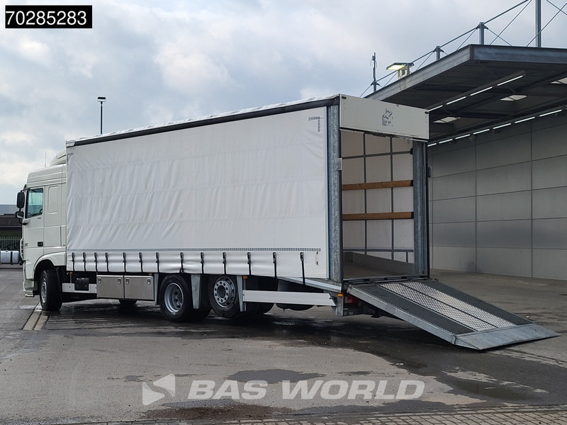 DAF XF 460 6X2 Machine Transporter hydraulic ramp Retarder Lift+Lenkasche Euro 6 - Camión portavehículos: foto 5 DAF XF 460 6X2 Machine Transporter hydraulic ramp Retarder Lift+Lenkasche Euro 6 - Camión portavehículos: foto 5
