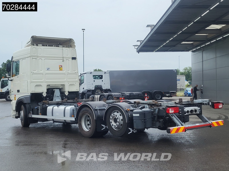 DAF XF 480 6X2 BDF Liftaxle Automatic ACC Euro 6 - Camión portacontenedore/ Intercambiable: foto 2 DAF XF 480 6X2 BDF Liftaxle Automatic ACC Euro 6 - Camión portacontenedore/ Intercambiable: foto 2