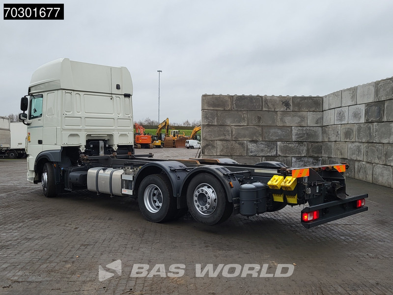 DAF XF 480 6X2 FAN Lift + Steering Axle Retarder Full Air - Camión portacontenedore/ Intercambiable: foto 2 DAF XF 480 6X2 FAN Lift + Steering Axle Retarder Full Air - Camión portacontenedore/ Intercambiable: foto 2