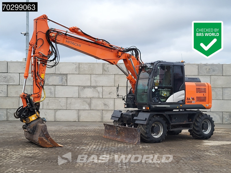 Hitachi ZX140W -5B Engcon Tiltrotator - Excavadora de ruedas: foto 1 Hitachi ZX140W -5B Engcon Tiltrotator - Excavadora de ruedas: foto 1