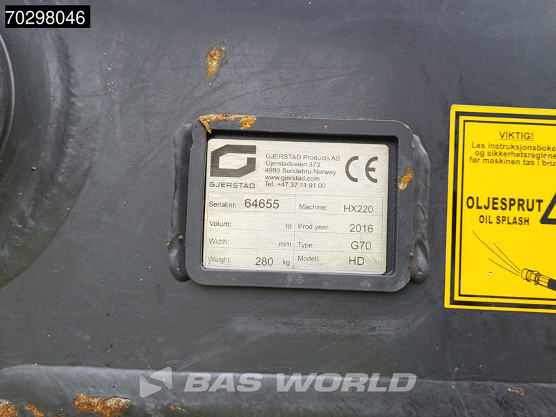 Excavadora de cadenas Hyundai HX220 L ROTOTILT: foto 14 Excavadora de cadenas Hyundai HX220 L ROTOTILT: foto 14