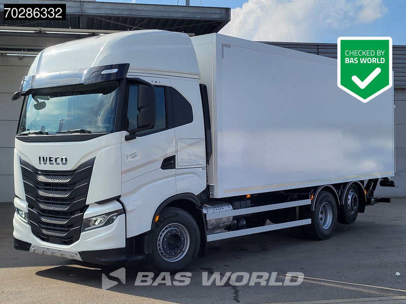 Iveco S-Way 490 6X2 NEW! 2000kg Ladebordwand Retarder Lift+Steering-Axle Navi LED - Camión caja cerrada: foto 1 Iveco S-Way 490 6X2 NEW! 2000kg Ladebordwand Retarder Lift+Steering-Axle Navi LED - Camión caja cerrada: foto 1