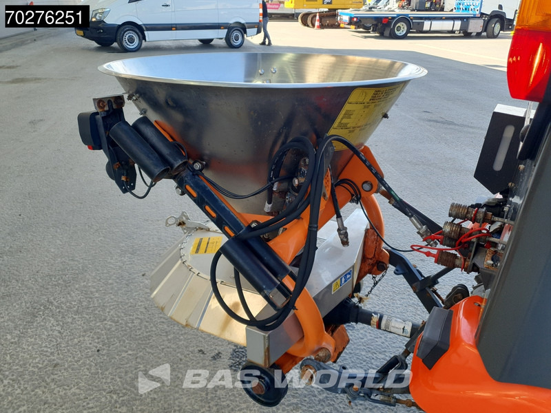 Leasing de Kubota BX231 D-C C10 4X4 4x4 - INCL ATTACHMENTS Kubota BX231 D-C C10 4X4 4x4 - INCL ATTACHMENTS: foto 9