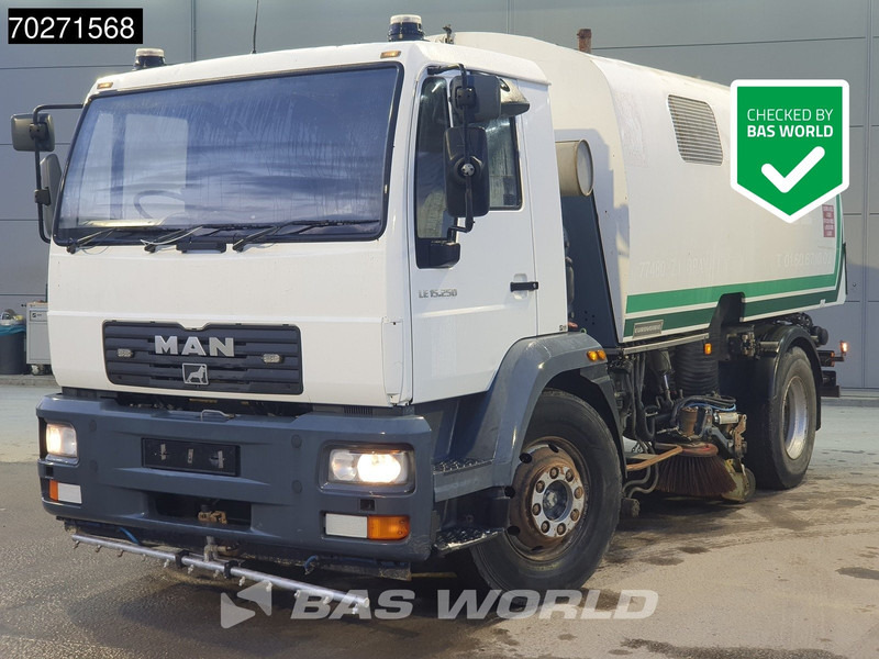Barredora vial MAN LE 15.250 4X2 Eurovoirie Sweeper Manual Steelsuspension Euro 3: foto 1