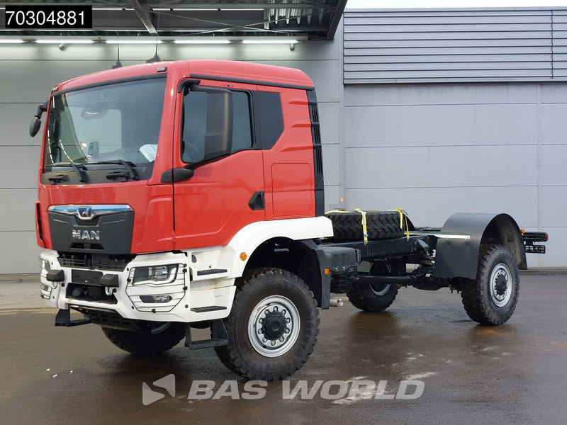 MAN TGM 18.250 4X4 NEW 4x4 Steel suspension Automatic Airco Euro 6 - Camión chasis: foto 5 MAN TGM 18.250 4X4 NEW 4x4 Steel suspension Automatic Airco Euro 6 - Camión chasis: foto 5