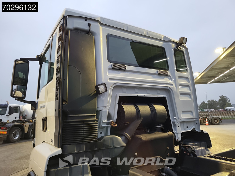 MAN TGS 26.440 6X4 ANG containersystem Retarder Manual Euro 5 - Camión multibasculante: foto 3 MAN TGS 26.440 6X4 ANG containersystem Retarder Manual Euro 5 - Camión multibasculante: foto 3