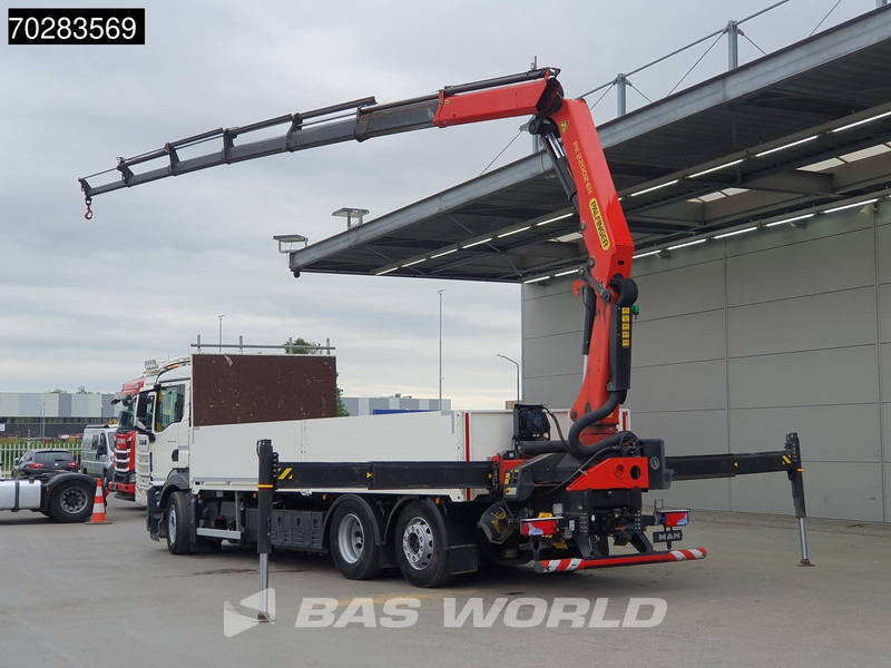 MAN TGS 26.470 6X2 Palfinger PK22002-EH Kran Crane Liftachse Navi Euro 6 - Camión caja abierta, Camión grúa: foto 3 MAN TGS 26.470 6X2 Palfinger PK22002-EH Kran Crane Liftachse Navi Euro 6 - Camión caja abierta, Camión grúa: foto 3