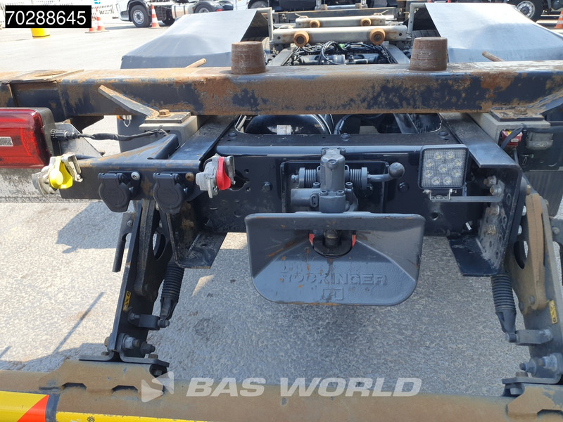 MAN TGX 26.470 6X2 Lift-Axle Retarder Automatic 20ft BDF Euro 6 - Camión portacontenedore/ Intercambiable: foto 5 MAN TGX 26.470 6X2 Lift-Axle Retarder Automatic 20ft BDF Euro 6 - Camión portacontenedore/ Intercambiable: foto 5