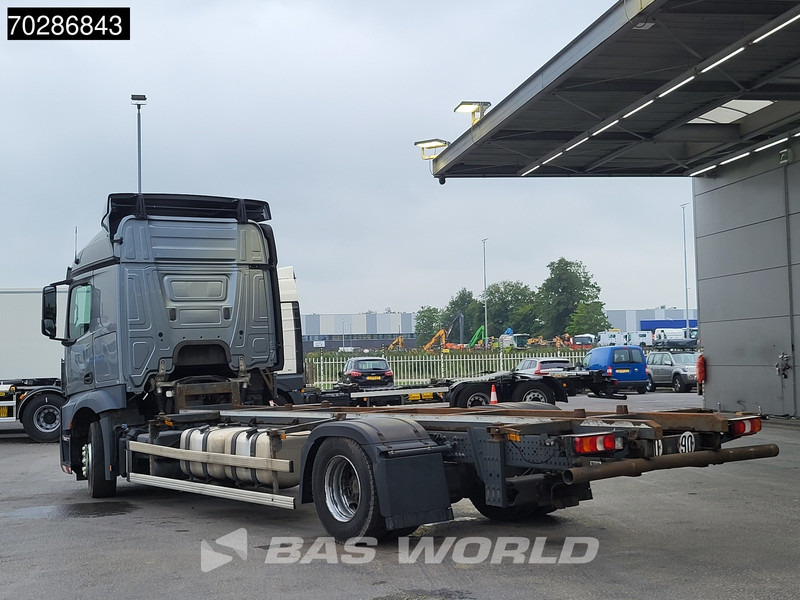 Mercedes-Benz Actros 1843 4X2 BDF 2xTanks Automatic Euro 6 - Camión portacontenedore/ Intercambiable: foto 2 Mercedes-Benz Actros 1843 4X2 BDF 2xTanks Automatic Euro 6 - Camión portacontenedore/ Intercambiable: foto 2