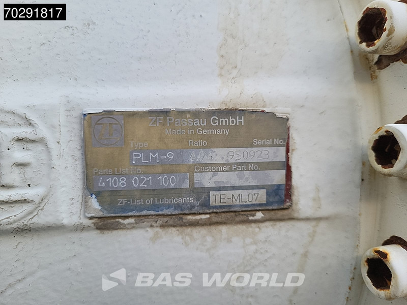 Leasing de Mercedes-Benz Actros 3236 8X4 9m3 Stetter Mixer Retarder Steelsuspension Big-Axle Euro 3 Mercedes-Benz Actros 3236 8X4 9m3 Stetter Mixer Retarder Steelsuspension Big-Axle Euro 3: foto 10 Leasing de Mercedes-Benz Actros 3236 8X4 9m3 Stetter Mixer Retarder Steelsuspension Big-Axle Euro 3 Mercedes-Benz Actros 3236 8X4 9m3 Stetter Mixer Retarder Steelsuspension Big-Axle Euro 3: foto 10