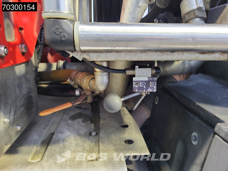 Camión cisterna para transporte de combustible Mercedes-Benz Antos 1824 4X2 13500ltr Fuel tanker 4 comparments ADR Automatic Euro 6: foto 12