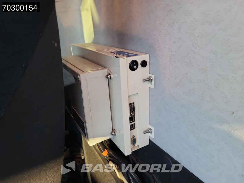 Camión cisterna para transporte de combustible Mercedes-Benz Antos 1824 4X2 13500ltr Fuel tanker 4 comparments ADR Automatic Euro 6: foto 18