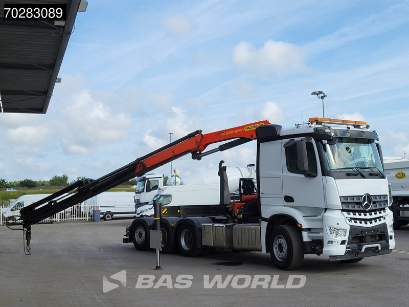 Mercedes-Benz Arocs 3245 Actros 8X4 Palfinger PK22002 EH Crane 17tons hooklift Big-Axle Lift+Lenkachse Navi Euro 6 - Camión multibasculante, Camión grúa: foto 3 Mercedes-Benz Arocs 3245 Actros 8X4 Palfinger PK22002 EH Crane 17tons hooklift Big-Axle Lift+Lenkachse Navi Euro 6 - Camión multibasculante, Camión grúa: foto 3