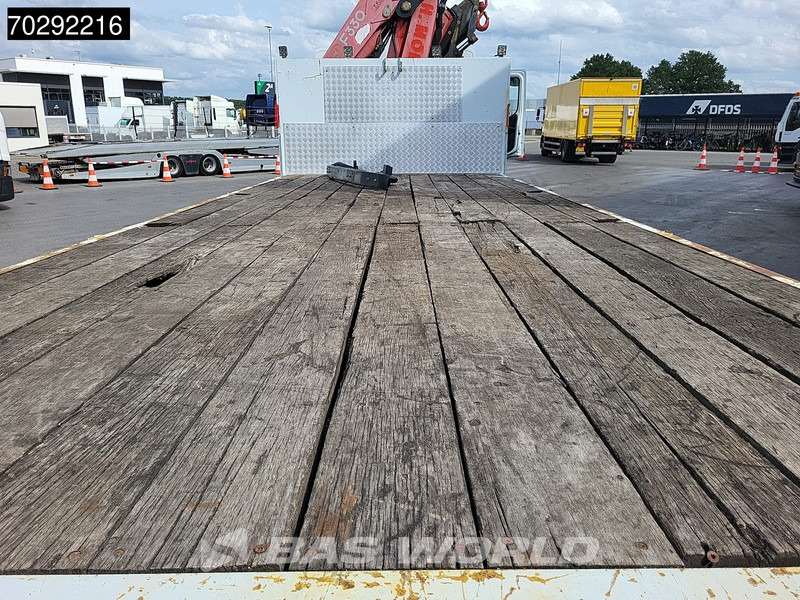 Camión caja abierta, Camión grúa Renault Premium 370 6X2 Fassi F330B.23 Kran Crane Manual Big-Axle Lift-Axle Euro 4: foto 18 Camión caja abierta, Camión grúa Renault Premium 370 6X2 Fassi F330B.23 Kran Crane Manual Big-Axle Lift-Axle Euro 4: foto 18