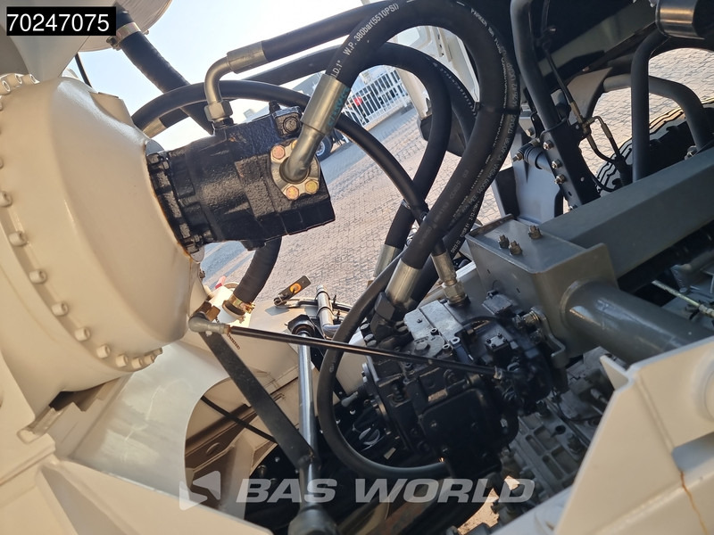 Leasing de SHACMAN M3000 S 8X4 NEW! 8m3 Liebherr Mixer Big-Axle Steelsuspension SHACMAN M3000 S 8X4 NEW! 8m3 Liebherr Mixer Big-Axle Steelsuspension: foto 10 Leasing de SHACMAN M3000 S 8X4 NEW! 8m3 Liebherr Mixer Big-Axle Steelsuspension SHACMAN M3000 S 8X4 NEW! 8m3 Liebherr Mixer Big-Axle Steelsuspension: foto 10