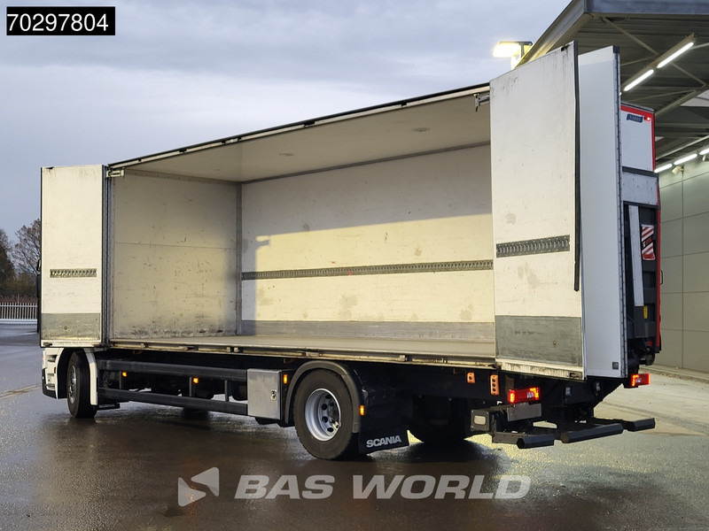 Camión caja cerrada Scania P320 P 4X2 18tonner 2000kg Ladebordwand Automatic Navi LED Euro 6: foto 9