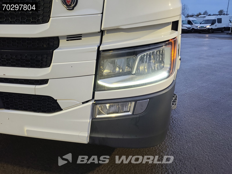 Camión caja cerrada Scania P320 P 4X2 18tonner 2000kg Ladebordwand Automatic Navi LED Euro 6: foto 19