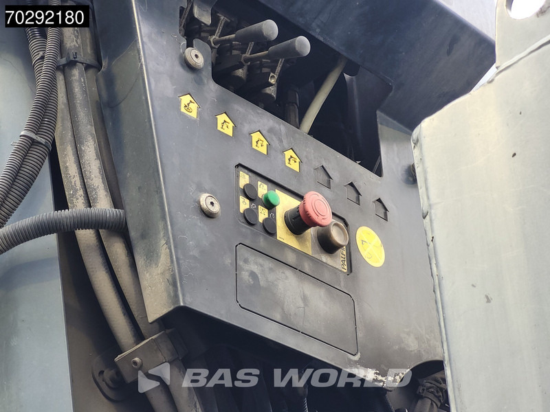 Camión caja abierta, Camión grúa Scania R420 8X2 Palfinger PK74002 Kran Crane Retarder Lift-Steering Axle Euro 4: foto 14 Camión caja abierta, Camión grúa Scania R420 8X2 Palfinger PK74002 Kran Crane Retarder Lift-Steering Axle Euro 4: foto 14