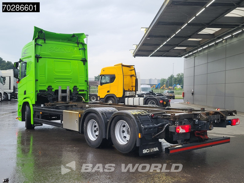 Scania R540 6X2 BDF LiftAxle Automatic Retarder Navi ACC LED Euro 6 - Camión portacontenedore/ Intercambiable: foto 2 Scania R540 6X2 BDF LiftAxle Automatic Retarder Navi ACC LED Euro 6 - Camión portacontenedore/ Intercambiable: foto 2