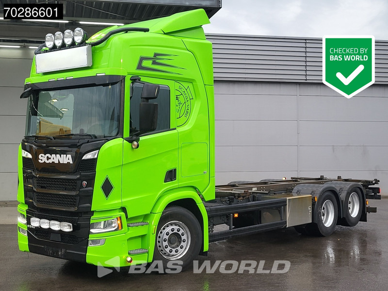Scania R540 6X2 BDF LiftAxle Automatic Retarder Navi ACC LED Euro 6 - Camión portacontenedore/ Intercambiable: foto 1 Scania R540 6X2 BDF LiftAxle Automatic Retarder Navi ACC LED Euro 6 - Camión portacontenedore/ Intercambiable: foto 1