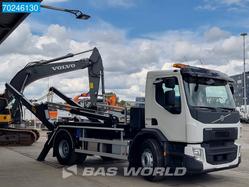 Volvo FE 320 4X2 NEW! HYVA NG 2012TAXL Manual Gearbox Euro 6 - Camión portacontenedor de cadenas: foto 3 Volvo FE 320 4X2 NEW! HYVA NG 2012TAXL Manual Gearbox Euro 6 - Camión portacontenedor de cadenas: foto 3