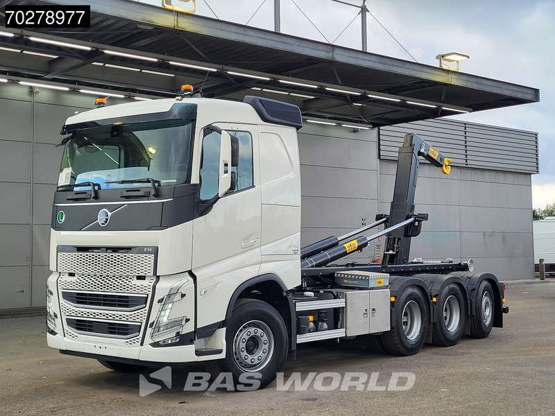 Volvo FH 540 8X4 NEW! HYVA 30-62 Heavy-Duty Lift-Steering Axle Retarder Euro 6 - Camión multibasculante: foto 3 Volvo FH 540 8X4 NEW! HYVA 30-62 Heavy-Duty Lift-Steering Axle Retarder Euro 6 - Camión multibasculante: foto 3