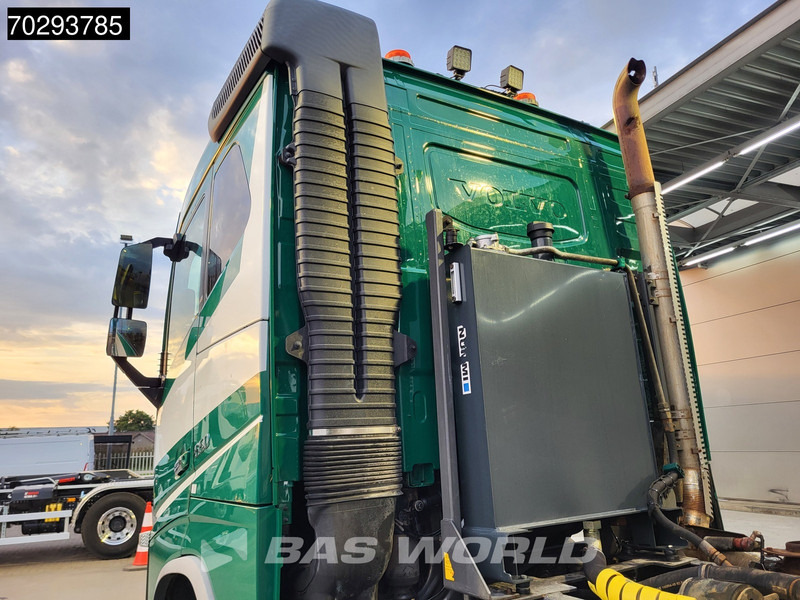 Volvo FH16 650 FH16 6X4 12m3 tipper Automatic Retarder Big-Axle Xenon Euro 6 - Camión volquete: foto 5 Volvo FH16 650 FH16 6X4 12m3 tipper Automatic Retarder Big-Axle Xenon Euro 6 - Camión volquete: foto 5