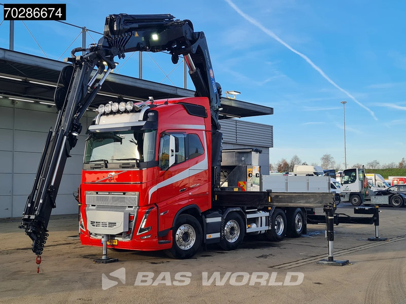 Volvo FH16 650 FH16 8X2 NL-Truck HMF 7020K-RCS Crane + Jib Lift+Steering-Axle Navi LED - Camión caja abierta, Camión grúa: foto 5 Volvo FH16 650 FH16 8X2 NL-Truck HMF 7020K-RCS Crane + Jib Lift+Steering-Axle Navi LED - Camión caja abierta, Camión grúa: foto 5