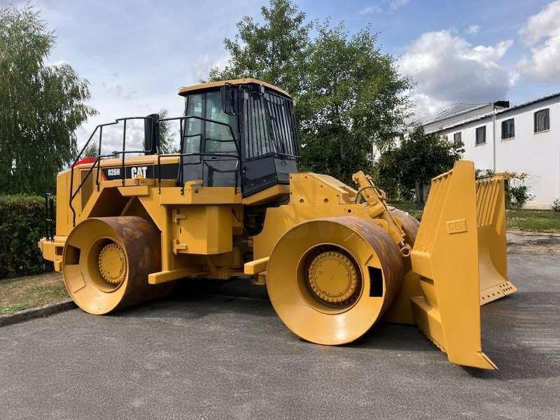 Caterpillar 826H - Compactador: foto 1 Caterpillar 826H - Compactador: foto 1