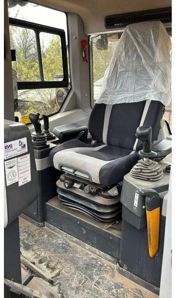 Bulldozer Dressta TD-15M SERIES2: foto 9