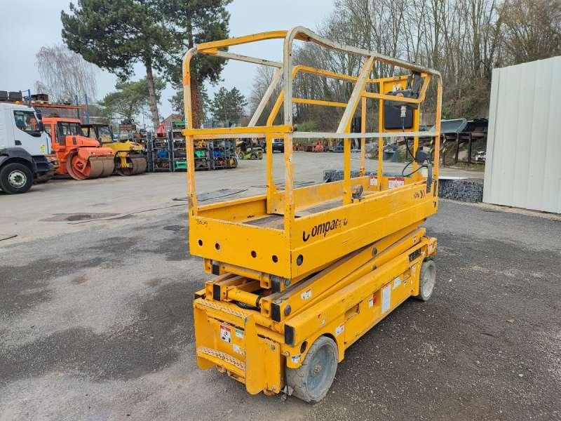 Haulotte CISEAUX COMPACT 8 - Plataforma de mástil vertical: foto 3 Haulotte CISEAUX COMPACT 8 - Plataforma de mástil vertical: foto 3