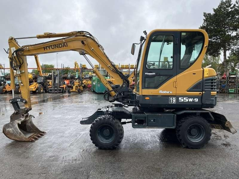 Hyundai ROBEX 55W-9 / R55W-9 - Excavadora de ruedas: foto 4 Hyundai ROBEX 55W-9 / R55W-9 - Excavadora de ruedas: foto 4