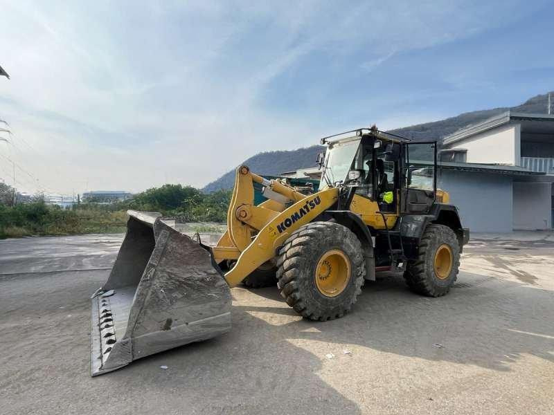 Komatsu WA320-7 - Cargadora de ruedas: foto 1 Komatsu WA320-7 - Cargadora de ruedas: foto 1