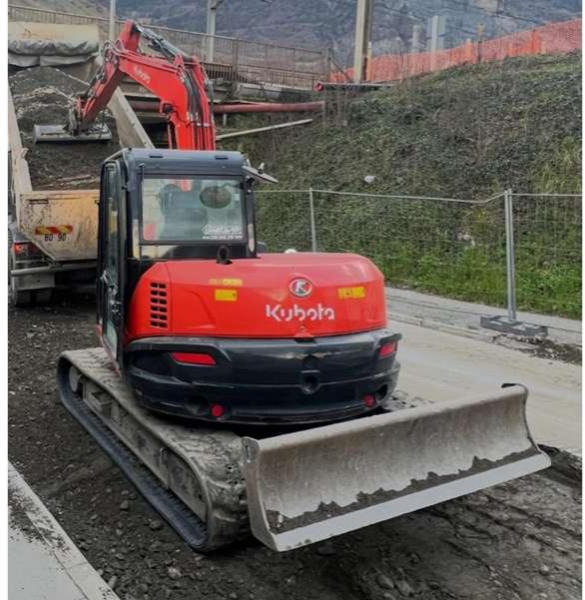 Kubota Pelle sur Chenilles KX080-4A - Excavadora de cadenas: foto 3 Kubota Pelle sur Chenilles KX080-4A - Excavadora de cadenas: foto 3
