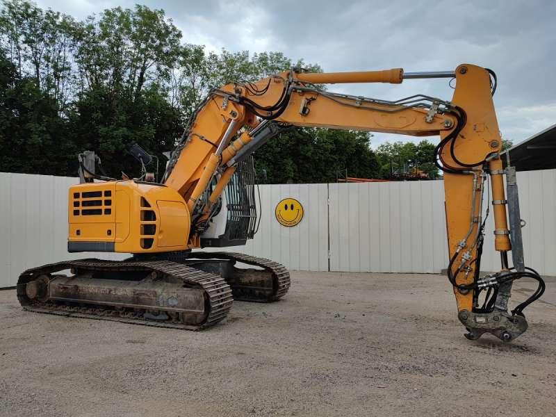 Liebherr R924 Compact Litronic - Excavadora de cadenas: foto 1 Liebherr R924 Compact Litronic - Excavadora de cadenas: foto 1